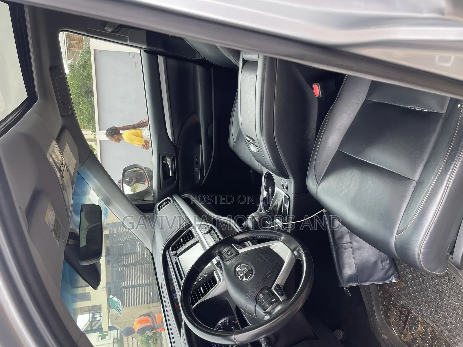 Toyota Highlander XLE 2019 Gray