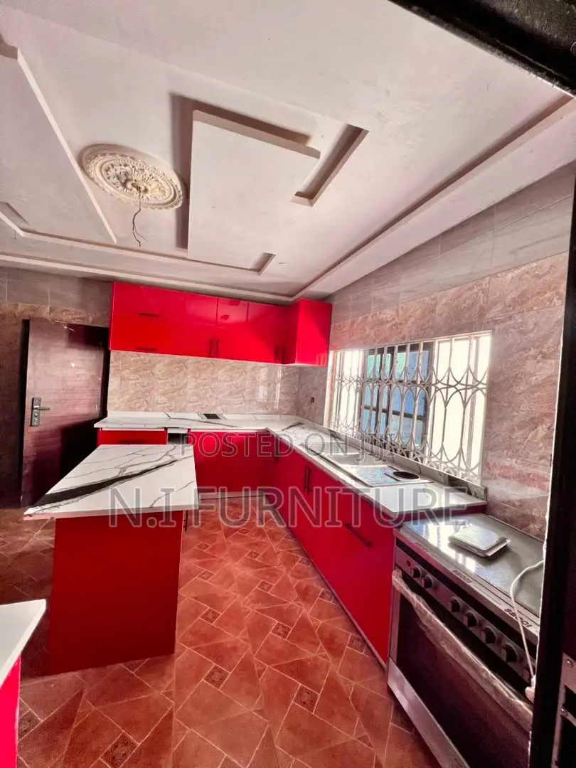 Kitchen Cabinet