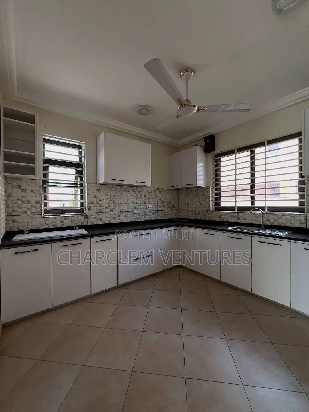 3bdrm House in Charclem Ventures, Sakumono for rent