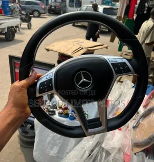Mercedes Benz C250/C300 W204 2008-2013 Steering Wheel