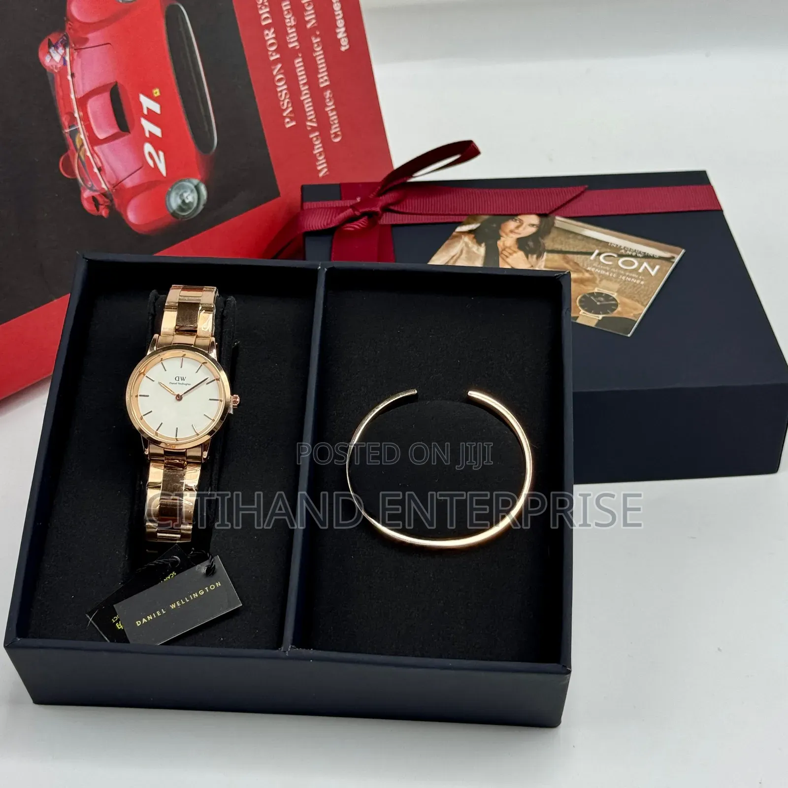 Daniel Wellington Ladies - Classy Lady Appearance