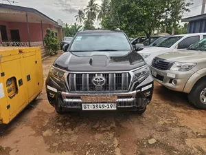 Toyota Land Cruiser Prado 2019 Black