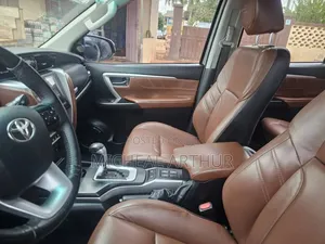 Toyota Land Cruiser Prado 2019 Black
