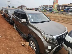 Toyota Land Cruiser Prado 2015 Gold