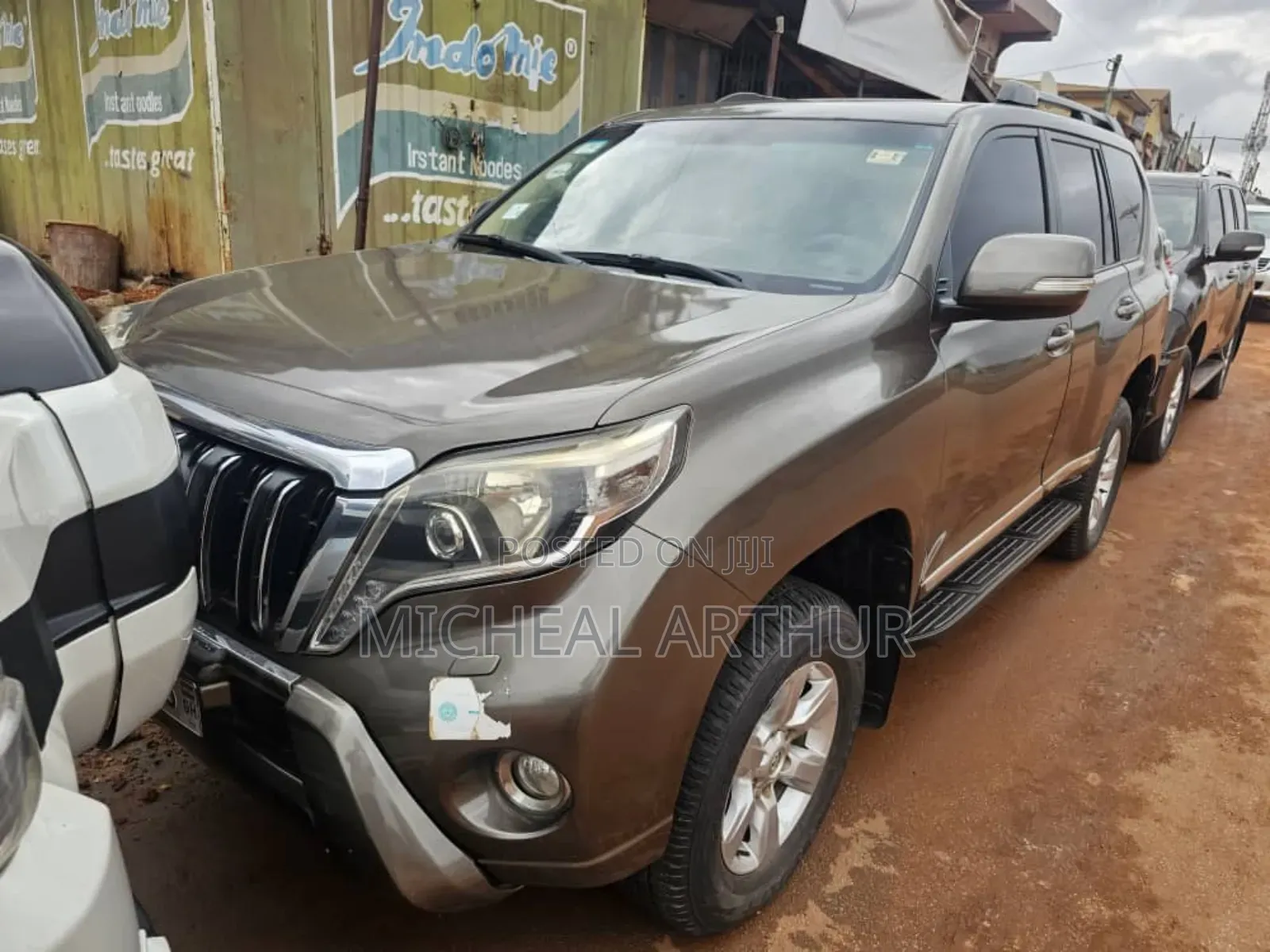 Toyota Land Cruiser Prado 2015 Gold