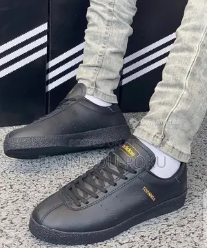 Topanga Unisex Sneaker Comes In White & Black , Swipe >>>>