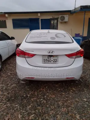 Hyundai Elantra 2013 White