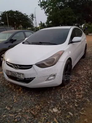 Hyundai Elantra 2013 White