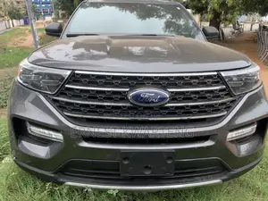 Ford Explorer 2021 Gray