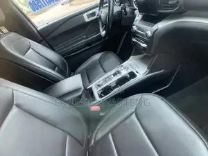 Ford Explorer 2021 Gray