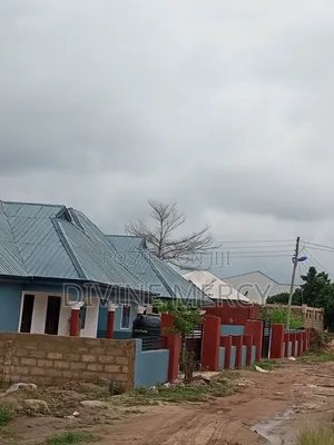3bdrm Bungalow in Winger Kasoa, Awutu Senya East Municipal for sale