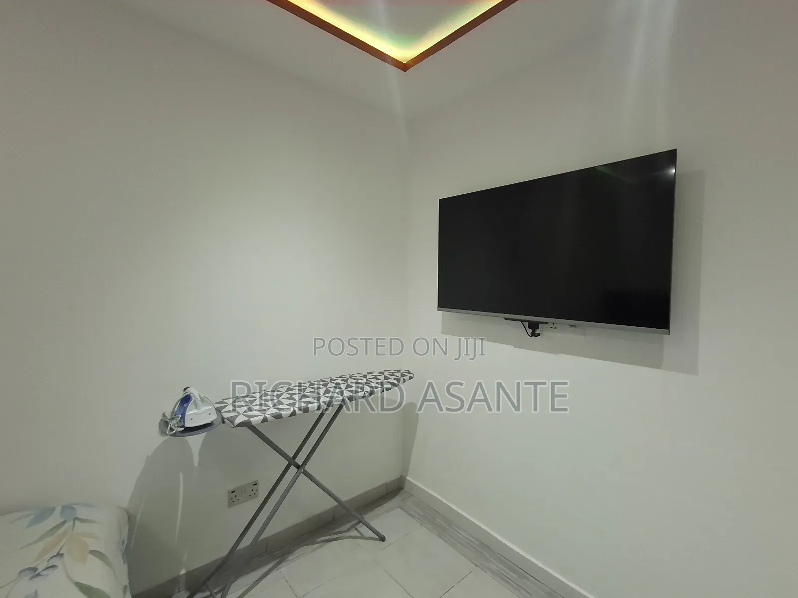 Airbnb With 1 Bedroom Kitchen at Fise-Amasaman - Near Roka Int Sch.