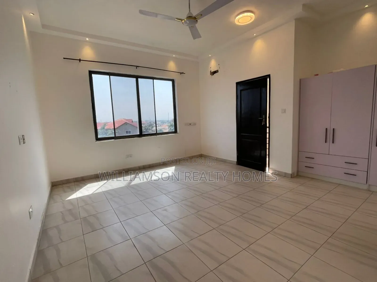 2bdrm Apartment in Community 18 Area, Spintex for rent