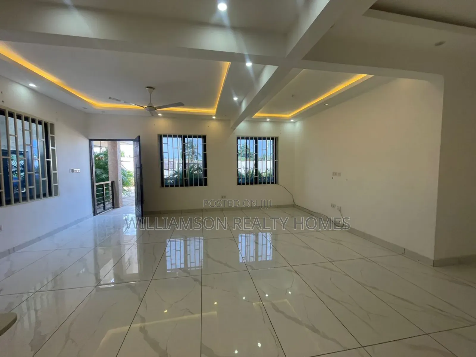 2bdrm Apartment in Community 18 Area, Spintex for rent