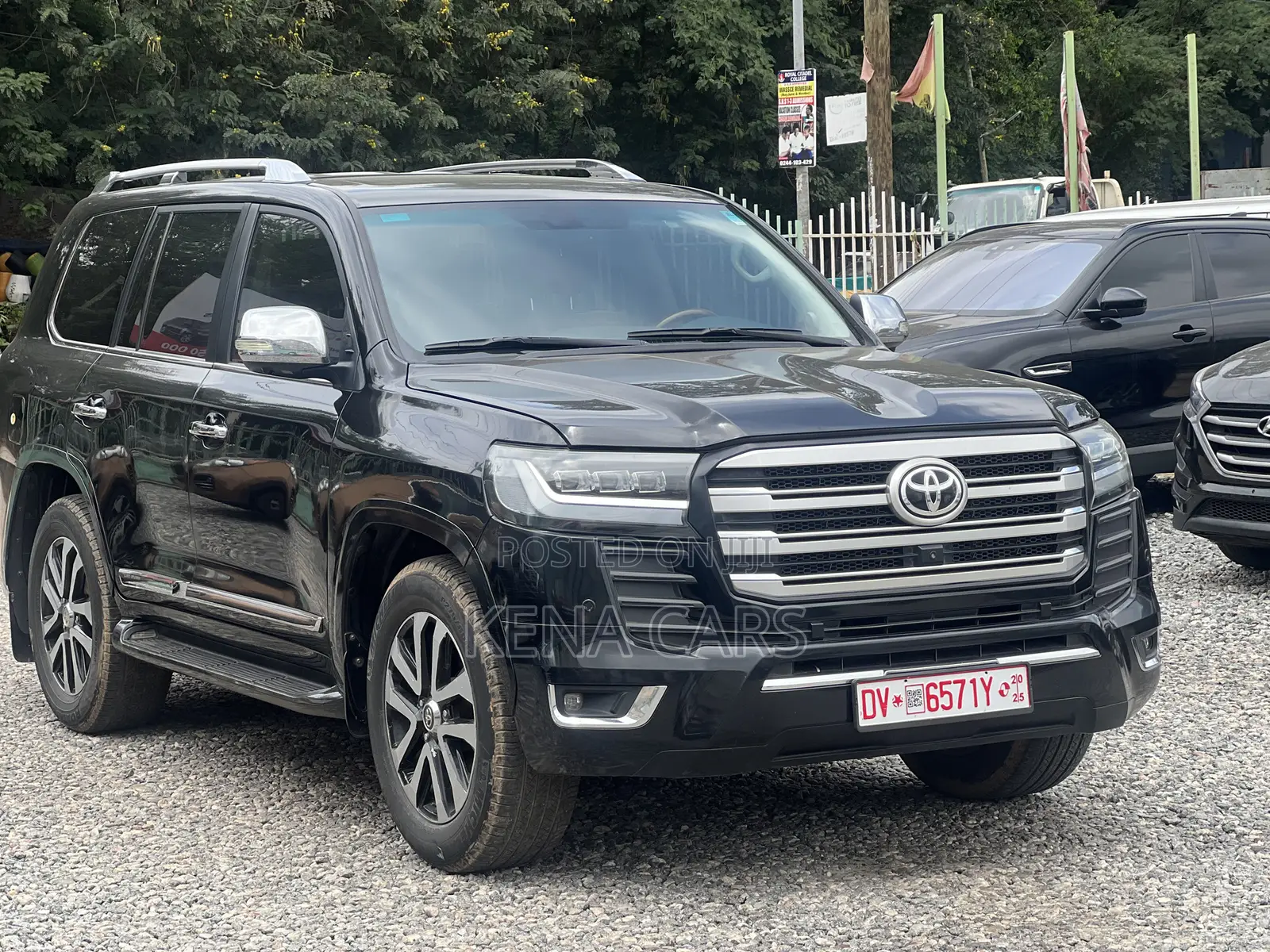 Toyota Land Cruiser 5.7 V8 VX-S 2015 Black