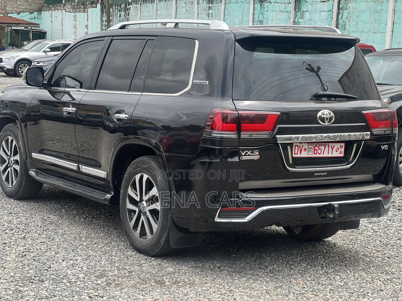 Toyota Land Cruiser 5.7 V8 VX-S 2015 Black