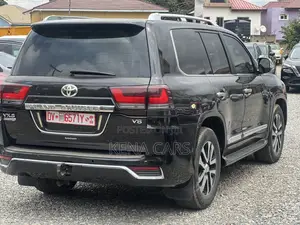 Toyota Land Cruiser 5.7 V8 VX-S 2015 Black