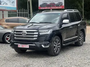 Toyota Land Cruiser 5.7 V8 VX-S 2015 Black