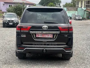Toyota Land Cruiser 5.7 V8 VX-S 2015 Black