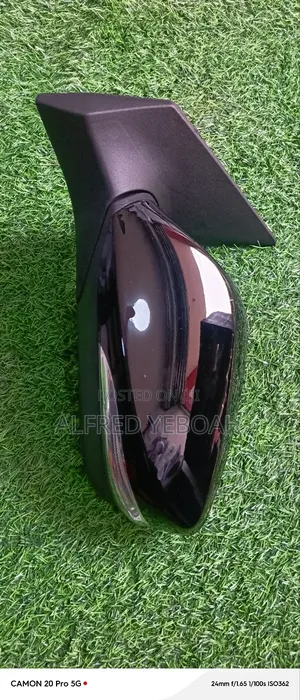 Hyundai Elantra 2012-2013 Mirror With Light