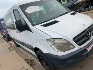 Mercedes-Benz Sprinter 2012 White