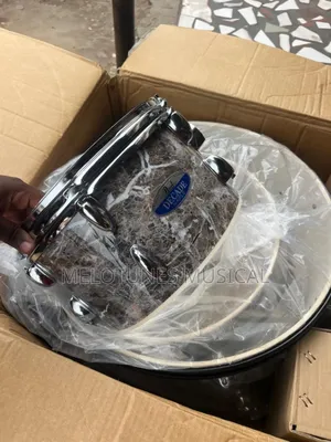 Pearl 5set Drumset [One Cymbals]; Has Hihat Cymbal Too
