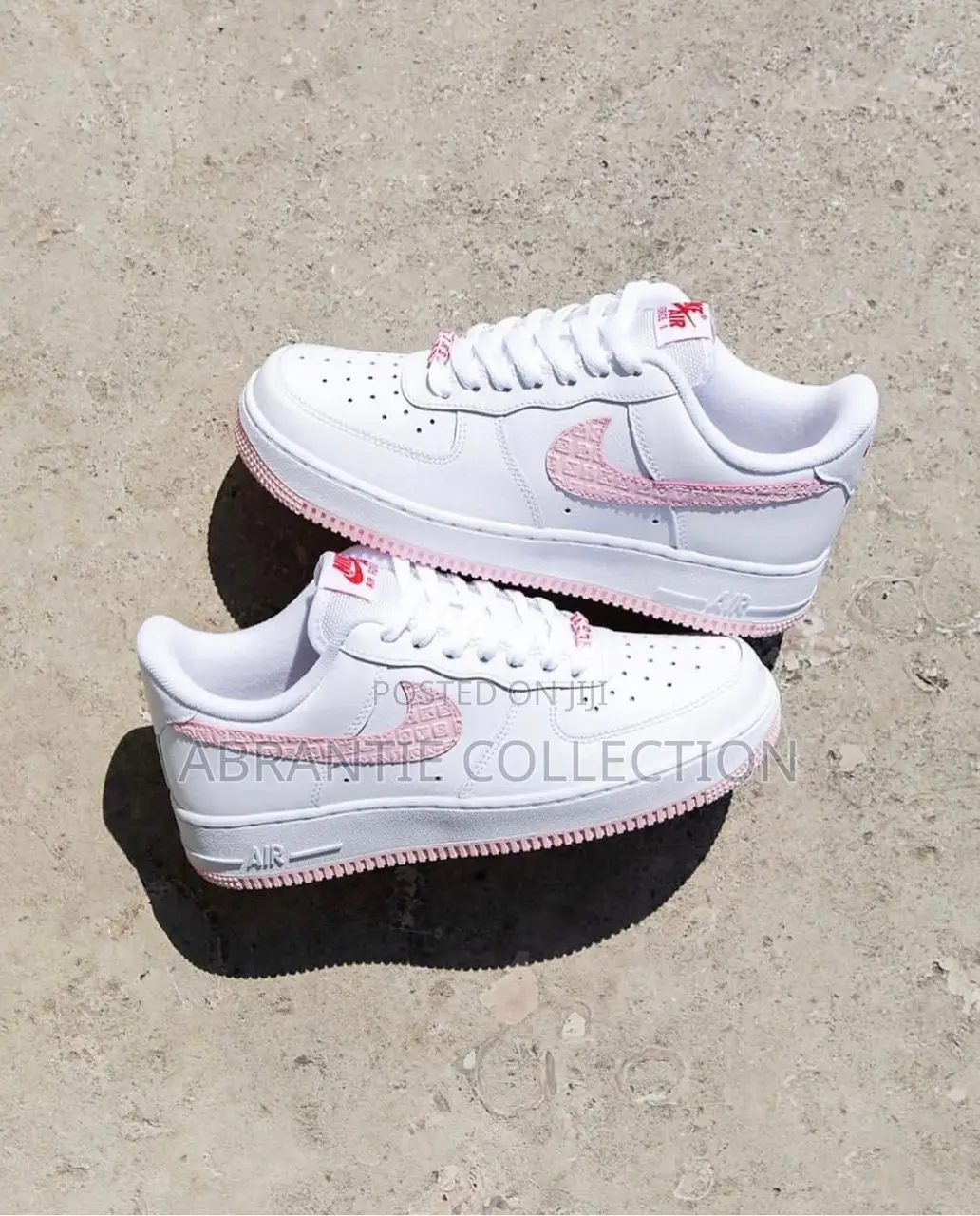 Nike Air Force 1 Low Valentine Day Available