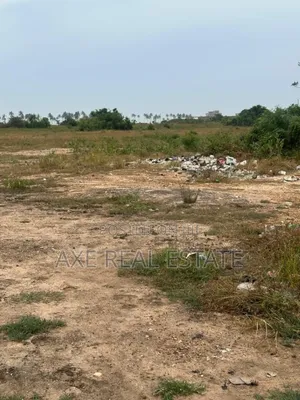 Mad Rush on Plots at Ningo Prampram