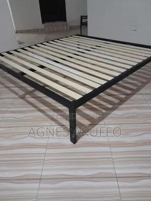 Kings Size Metal Bed.