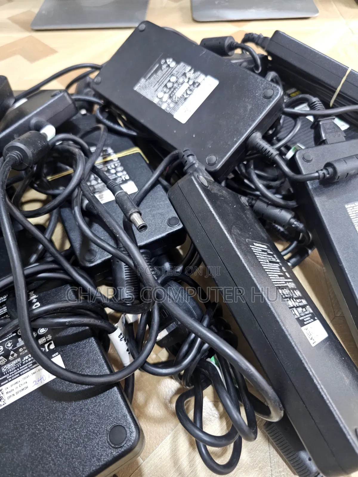 Original 240 Watts Home Used Dell Big Pin Charger