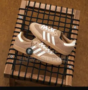 Adidas Low Handball Sneaker