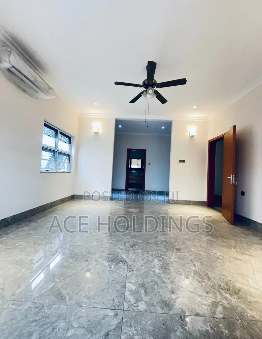 4bdrm House in Adjiringanor, Adjiriganor for sale
