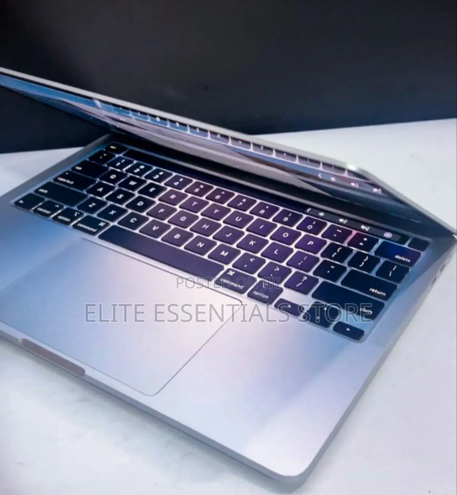 Laptop Apple MacBook Pro 2020 32GB Intel Core I7 SSD 512GB