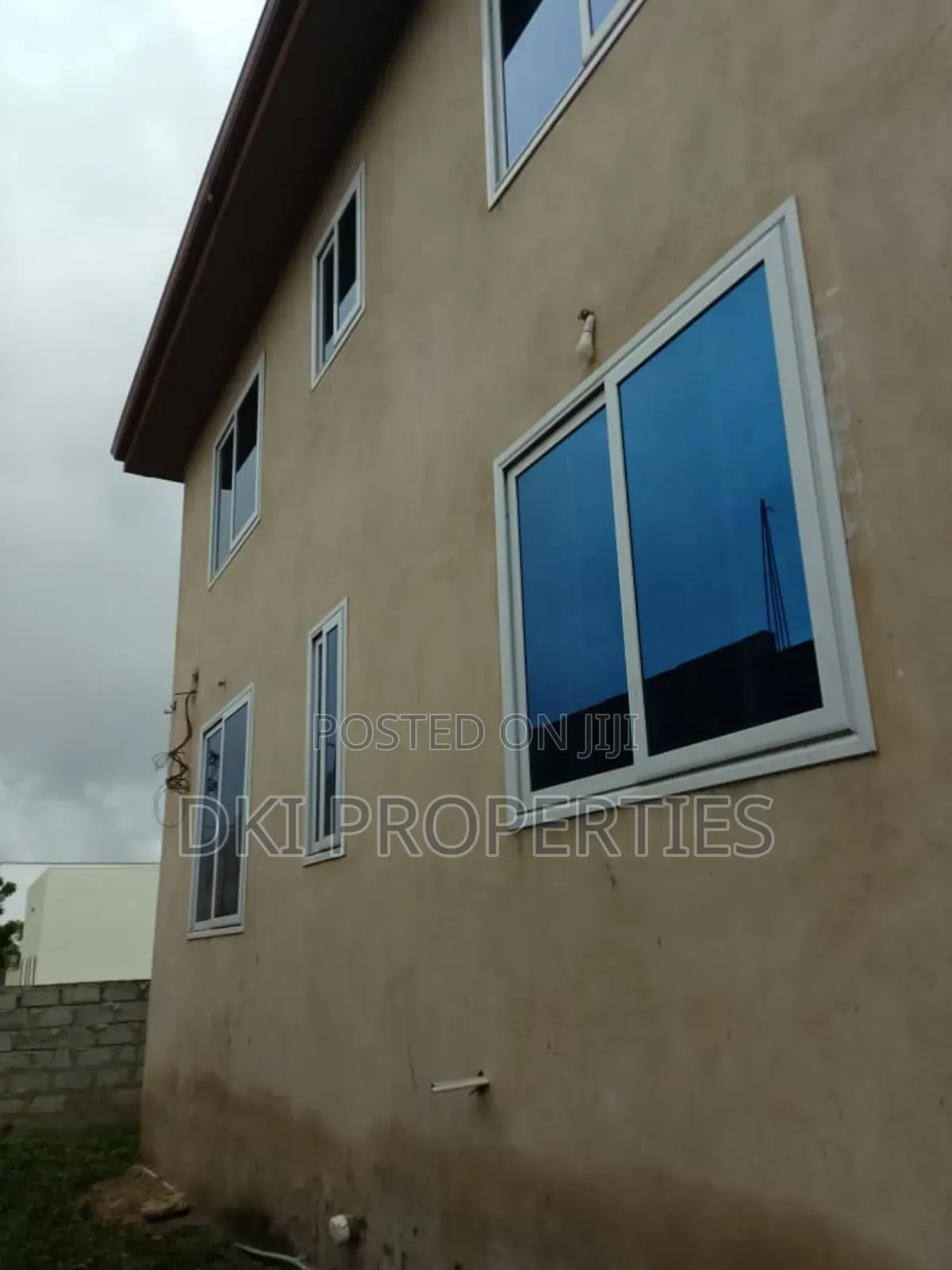 4bdrm House in Dki Properties, Malejor for sale