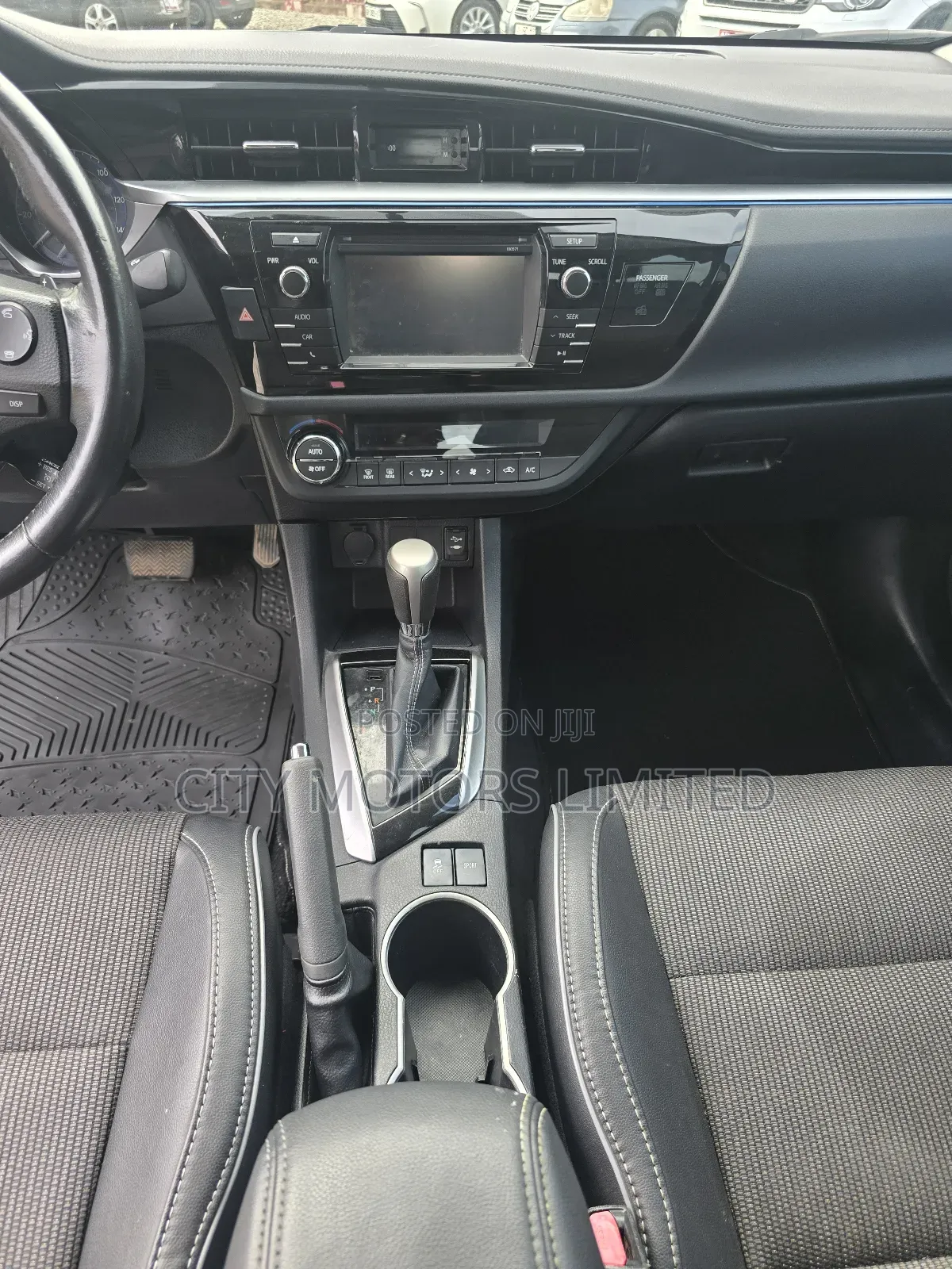 Toyota Corolla S 4dr Sedan (1.8L 4cyl CVT) 2016 Black