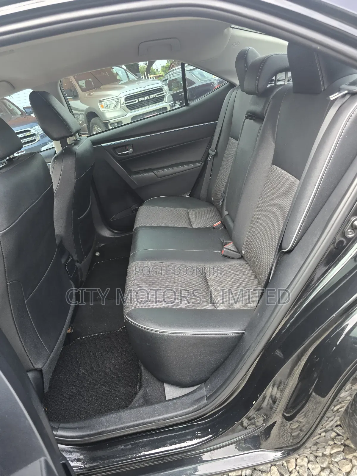 Toyota Corolla S 4dr Sedan (1.8L 4cyl CVT) 2016 Black