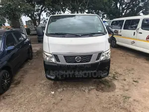 Nissan Caravan (Urvan) 2012 White