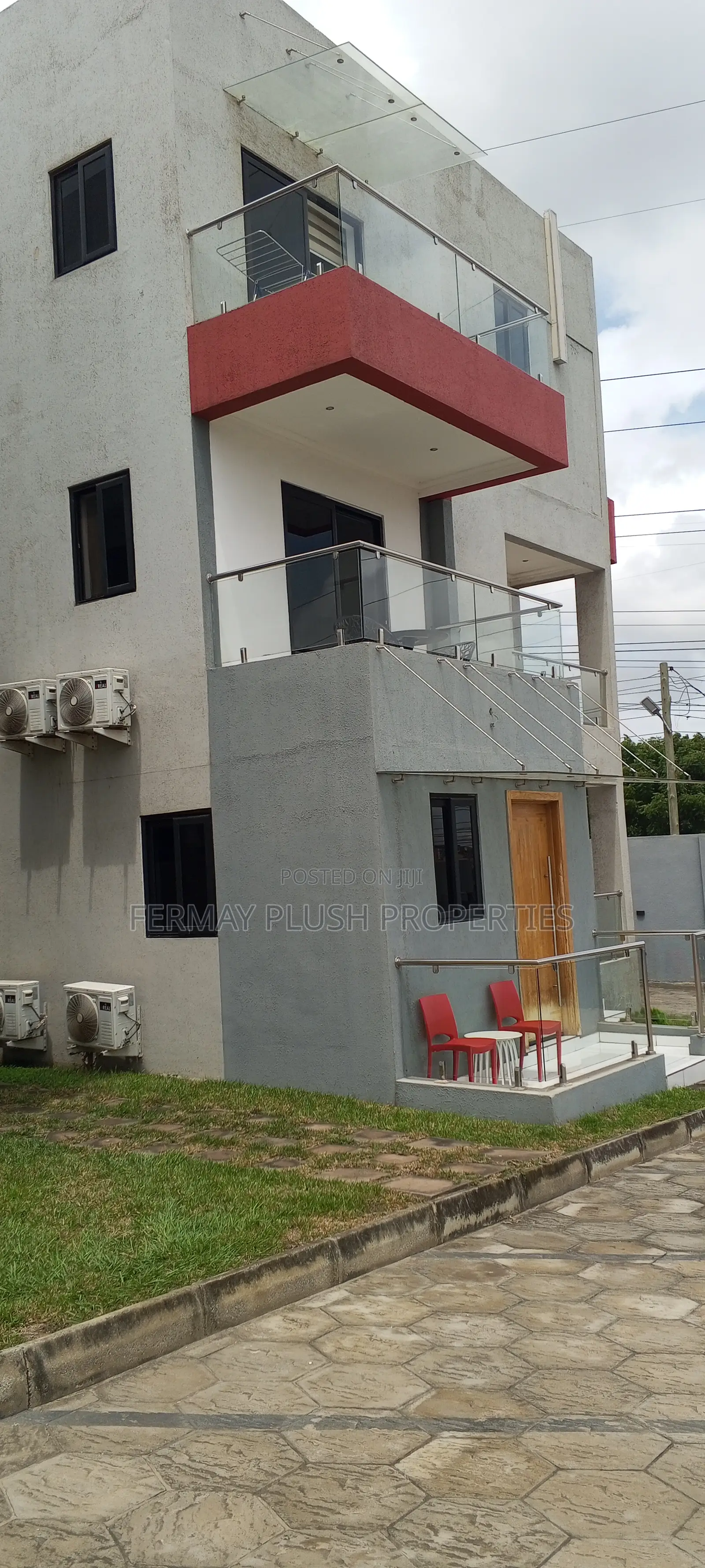Furnished 1bdrm Apartment in Gh Apartments, Accra Metropolitan for sale