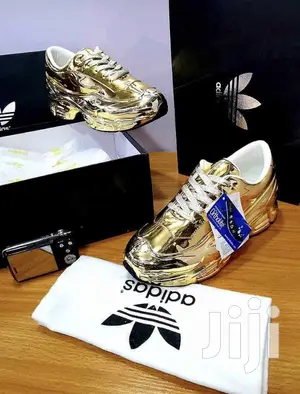 Palanquin Sneakers