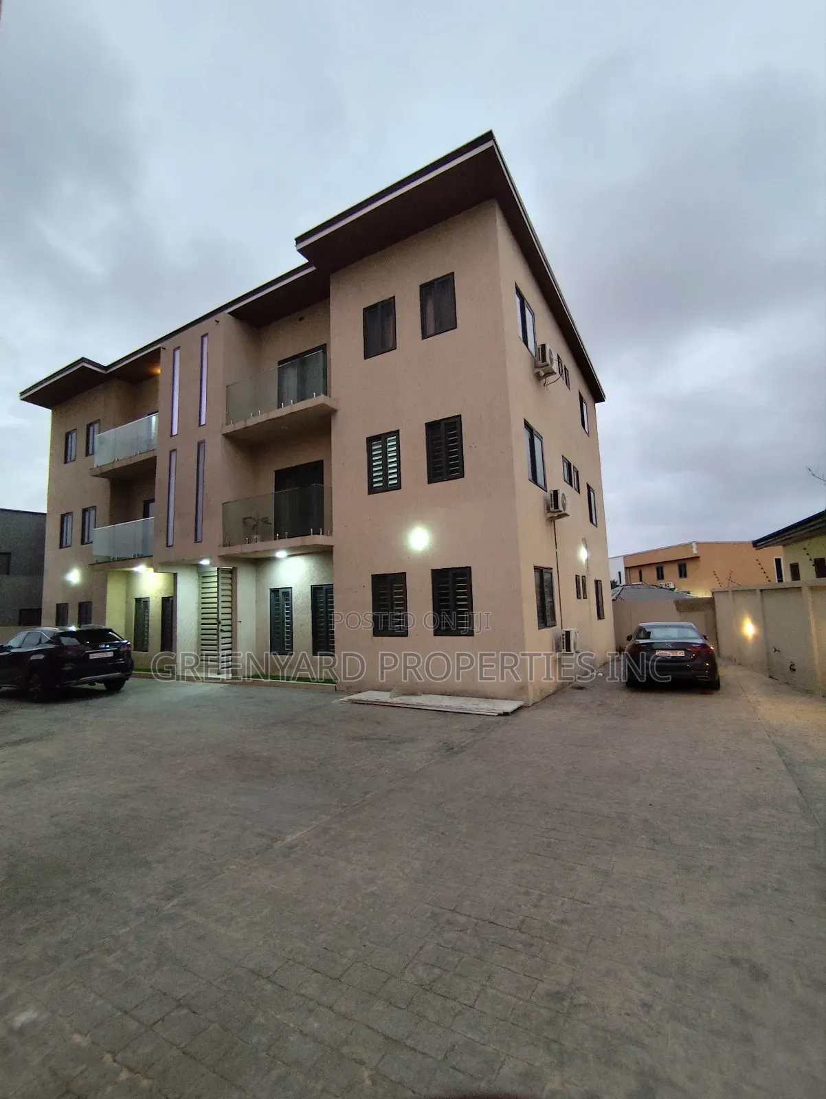 2bdrm Apartment in Otanor, Adjiriganor for rent