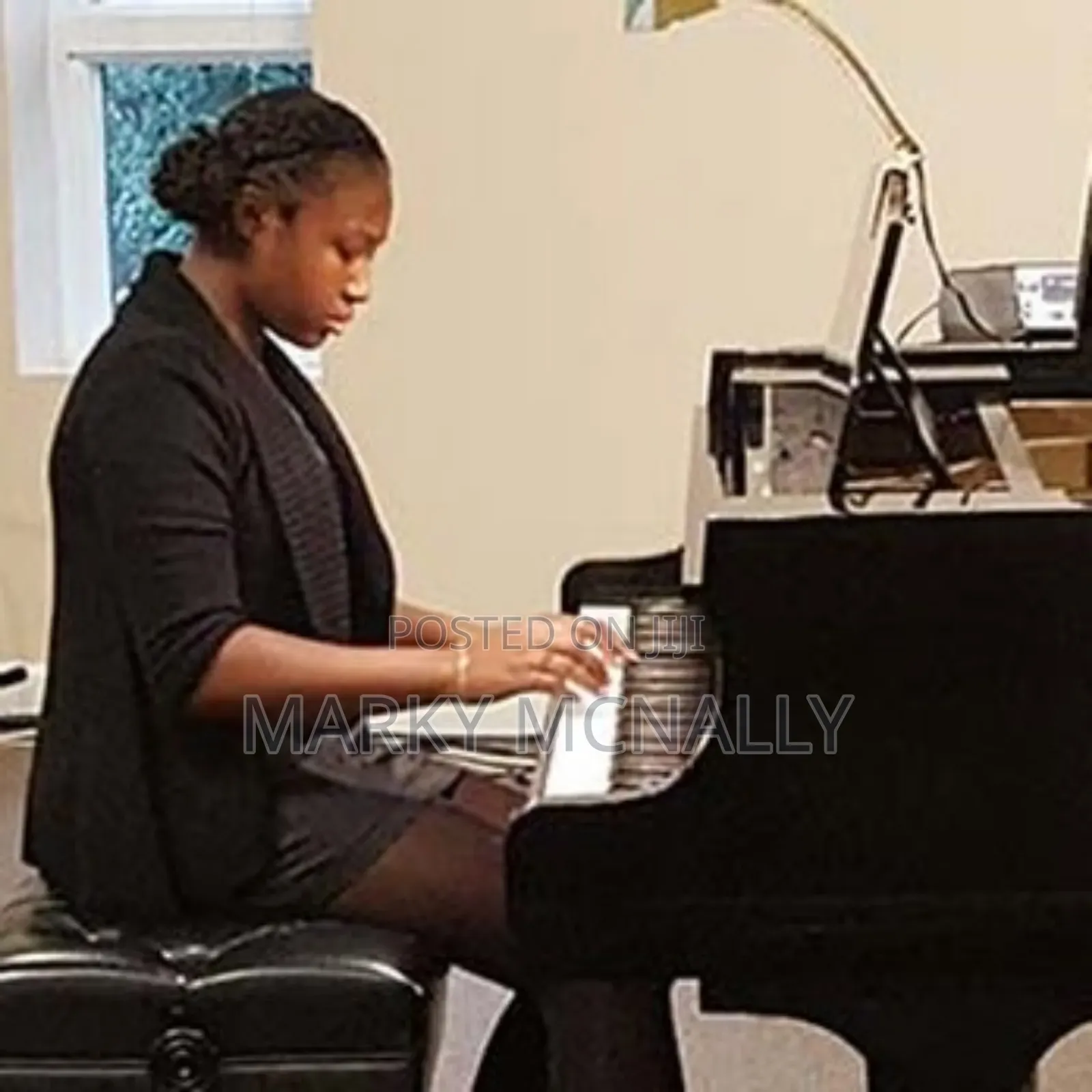 Piano Lessons for Both Adults Children at Piano Sch, Home or Online