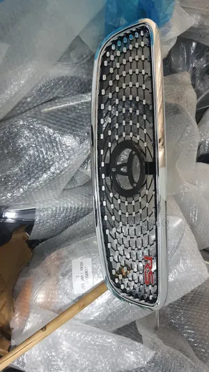 Diamon Grille Toyota Corolla Shares 207