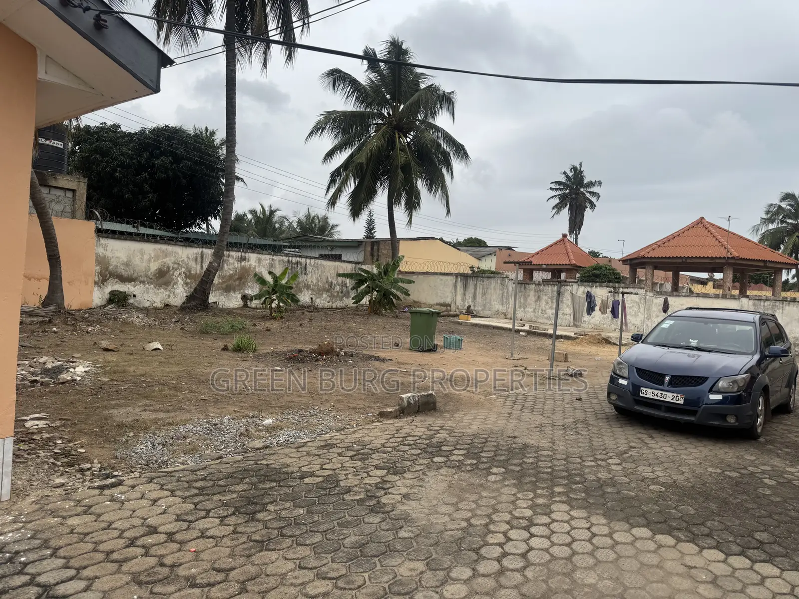 5bdrm House in Nungua for sale