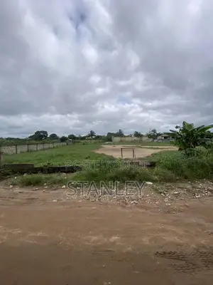 Roadside Open Space With Structure For Rent