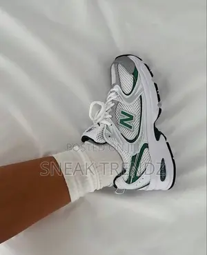 New Balance Green 530