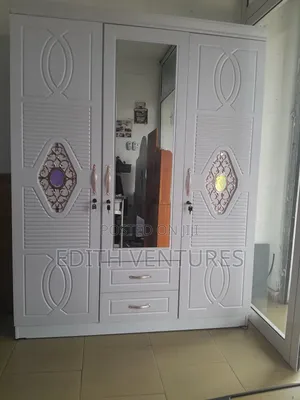 Lodgeroom Wardrobe