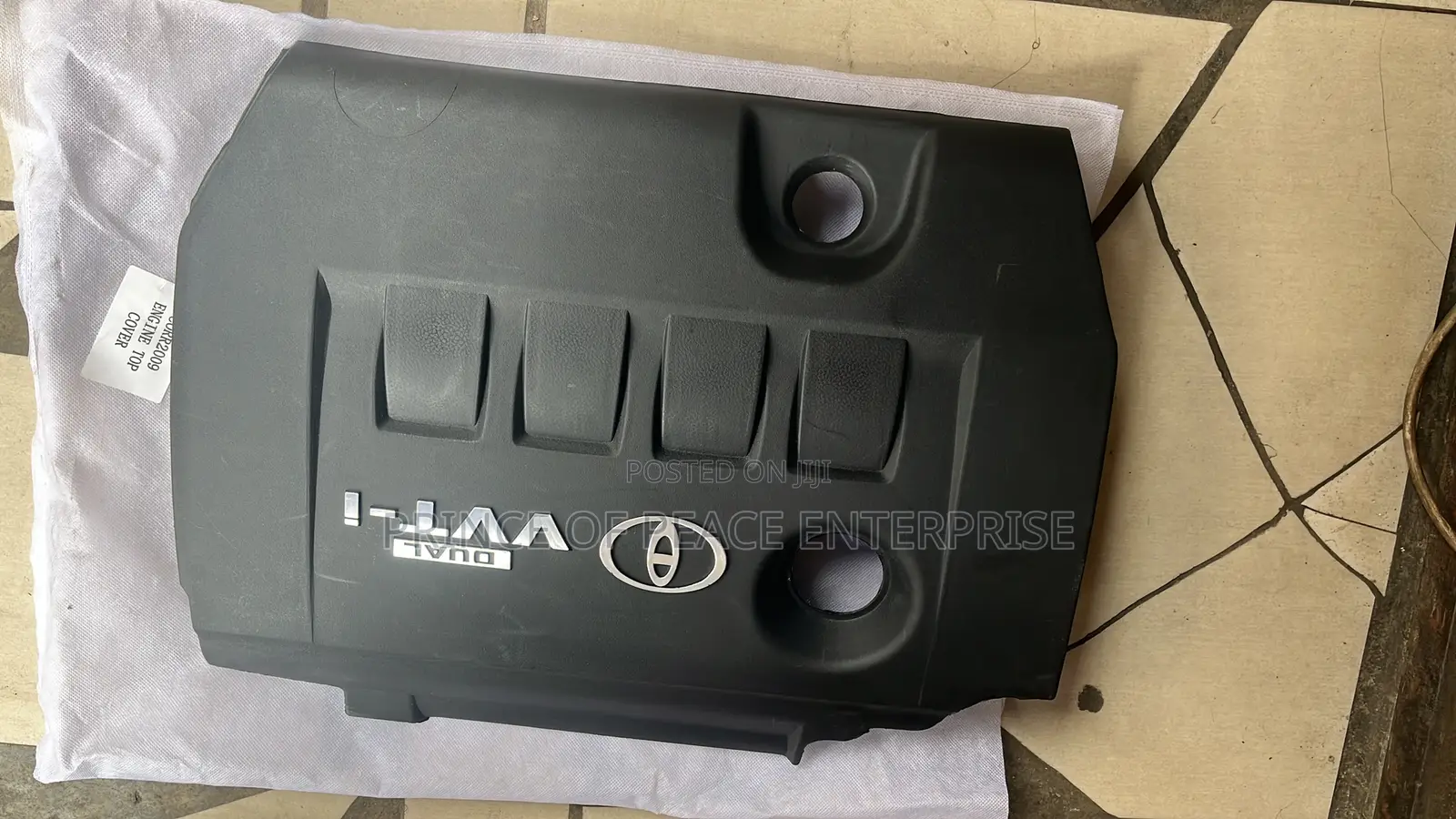 2009 2010 Engine Top Cover Brand New