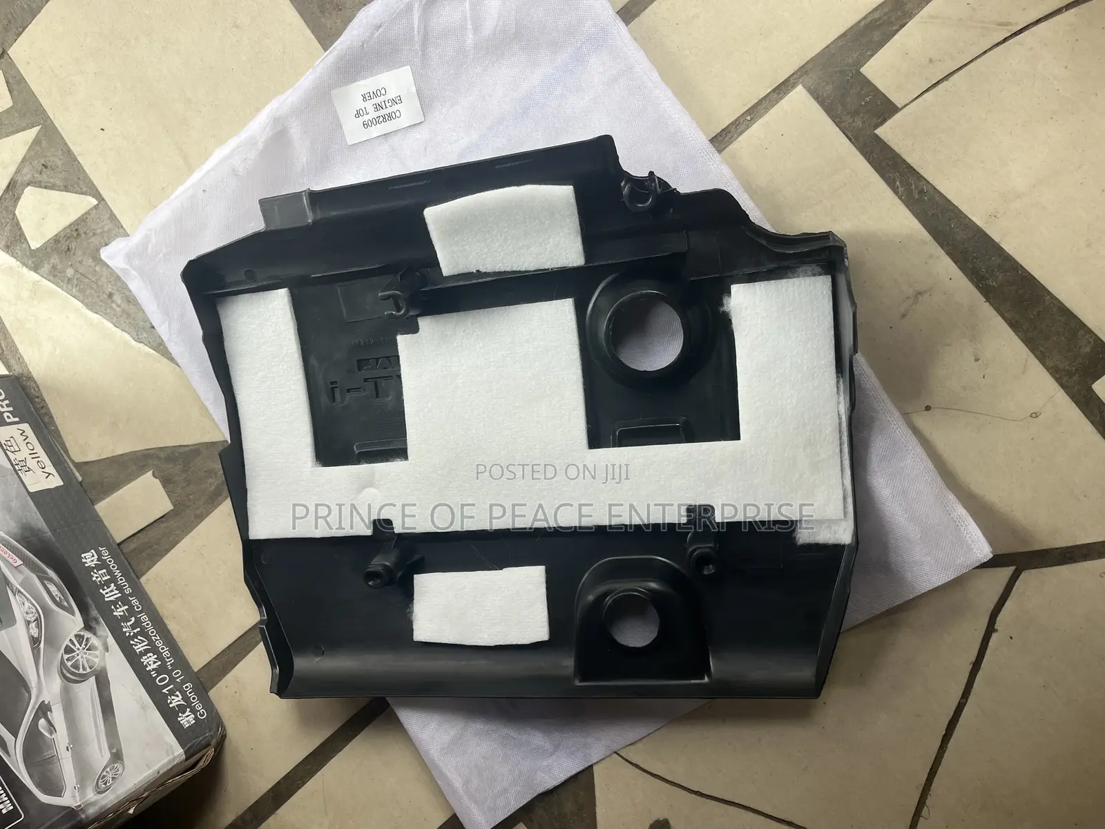 2009 2010 Engine Top Cover Brand New