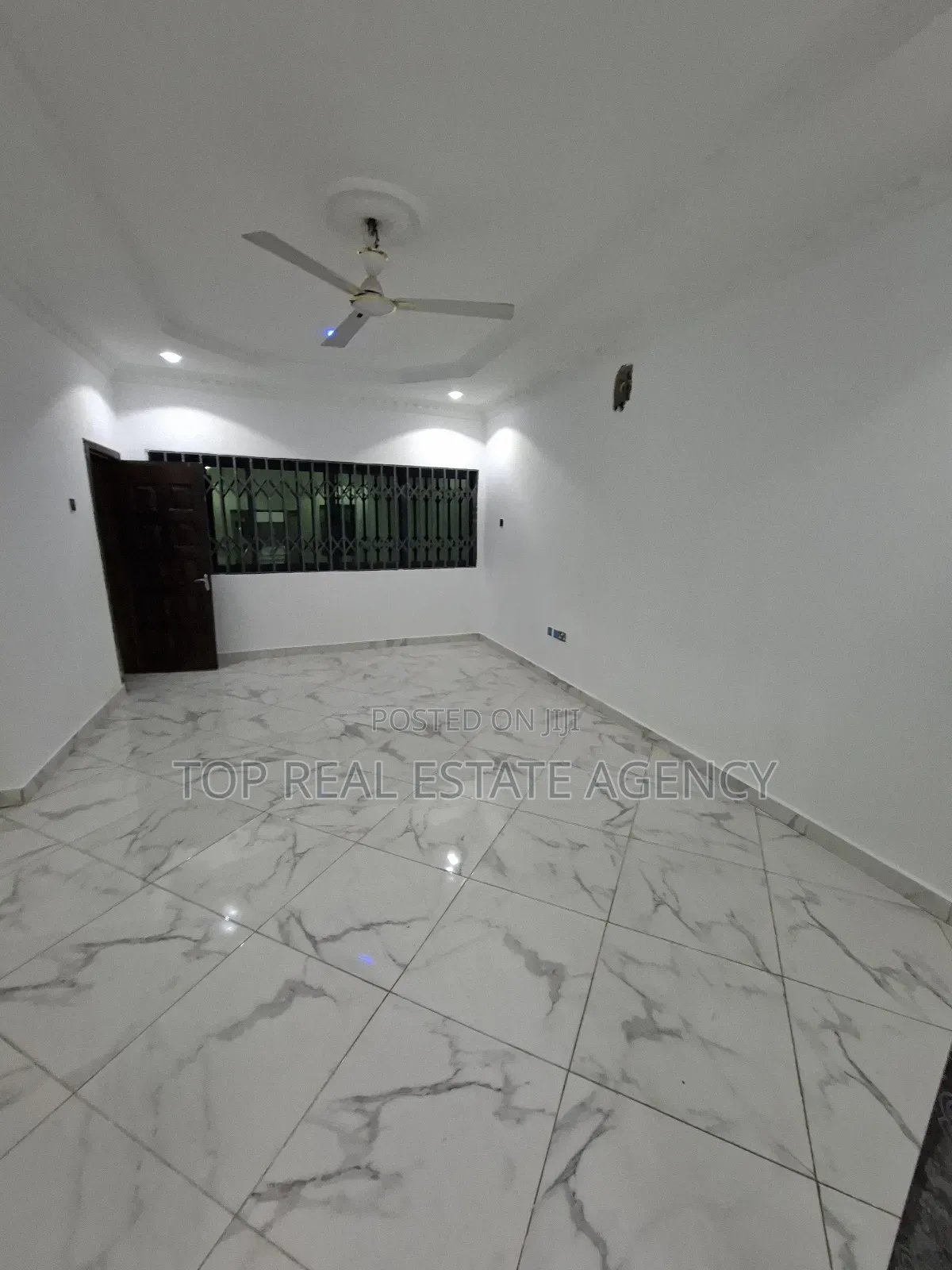 2bdrm Apartment in Pillar ,,, Dome for rent