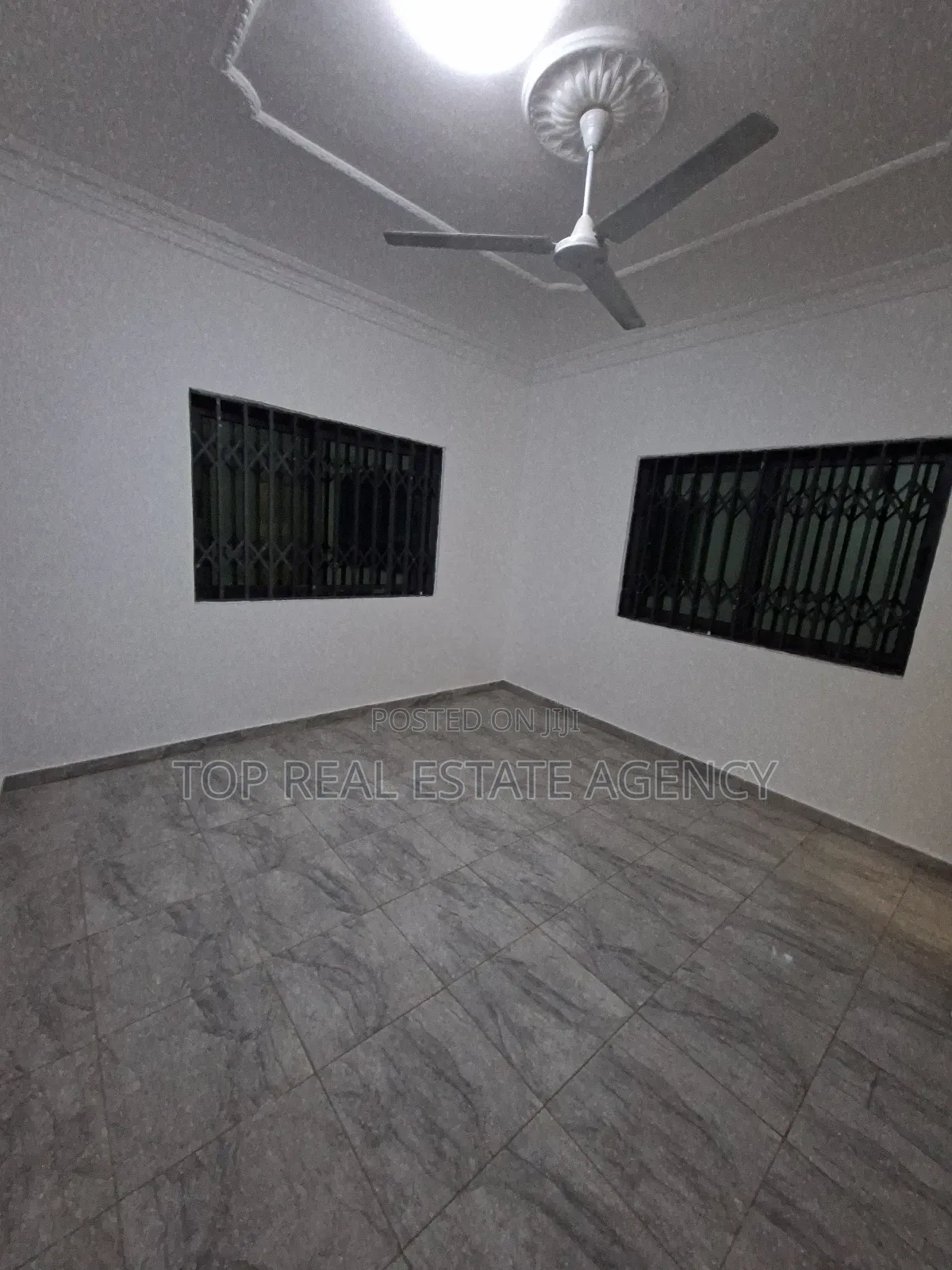 2bdrm Apartment in Pillar ,,, Dome for rent
